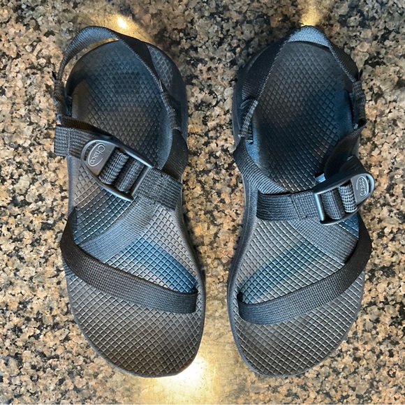 Black Z Cloud Chacos - Picture 6 of 8